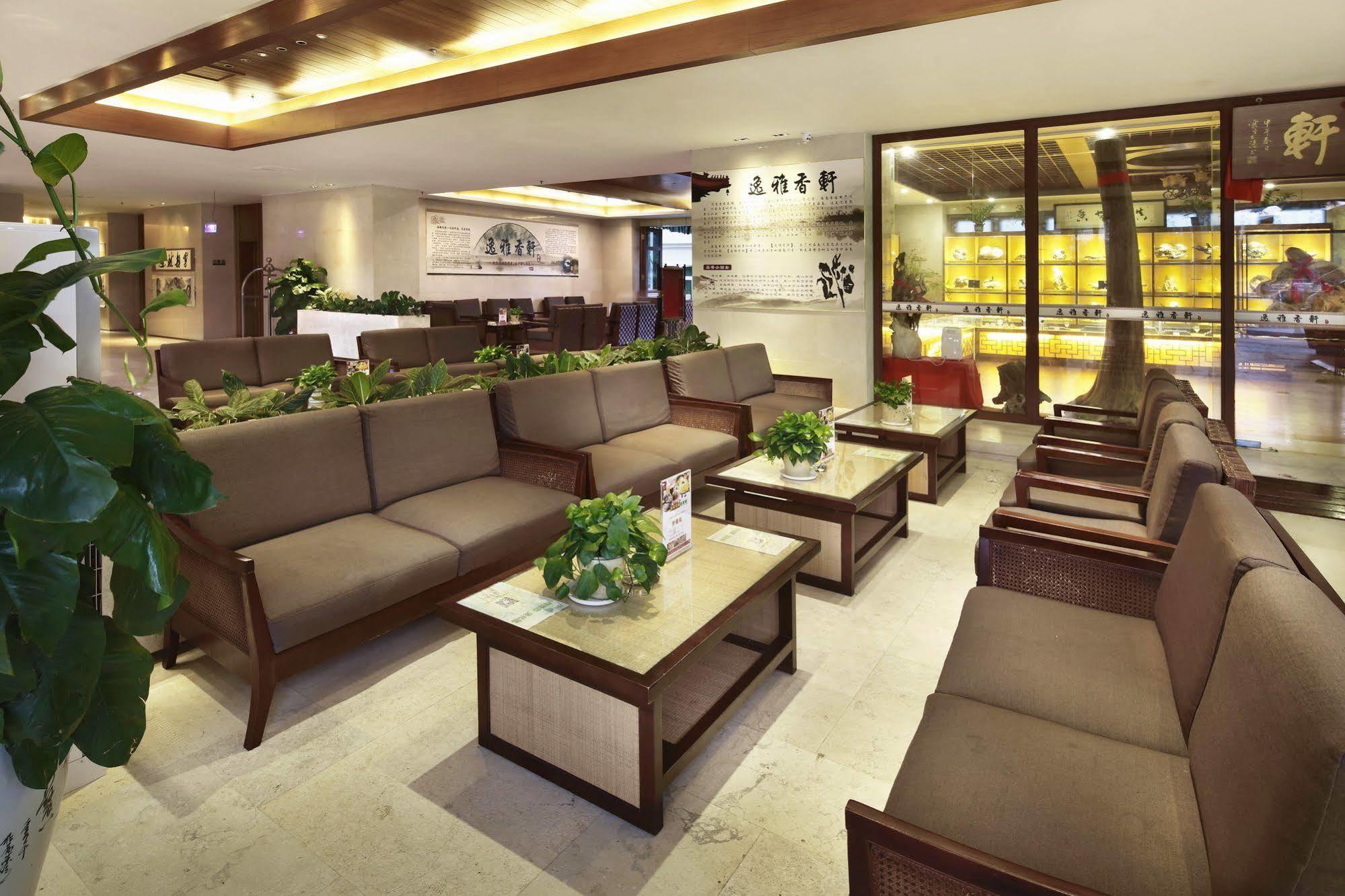 Gentle Grown Sanya Seashore Hotel Exterior photo