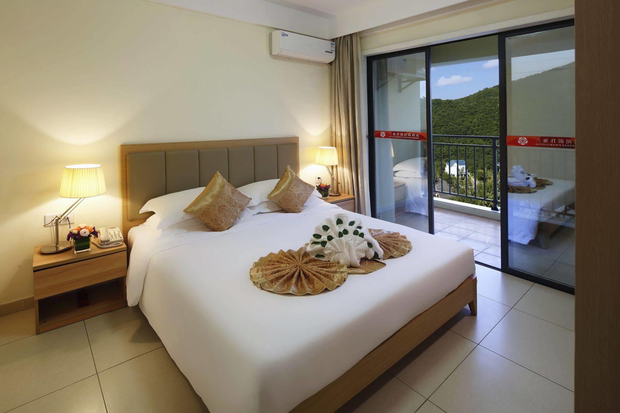 Gentle Grown Sanya Seashore Hotel Exterior photo